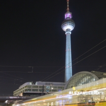 Fernsehturm in de avond Berlijn © fotografiepetra